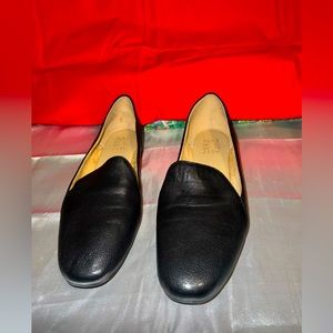 Leather black loafers